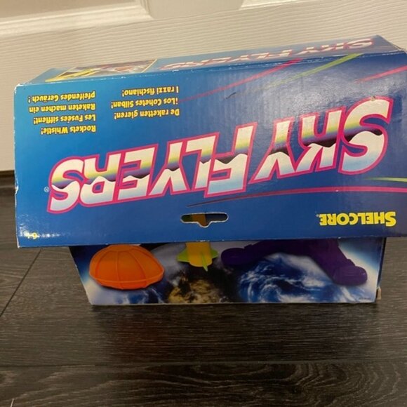 Vintage 1996 Shelcore Sky Flyers, new in open box, complete - Picture 7 of 10